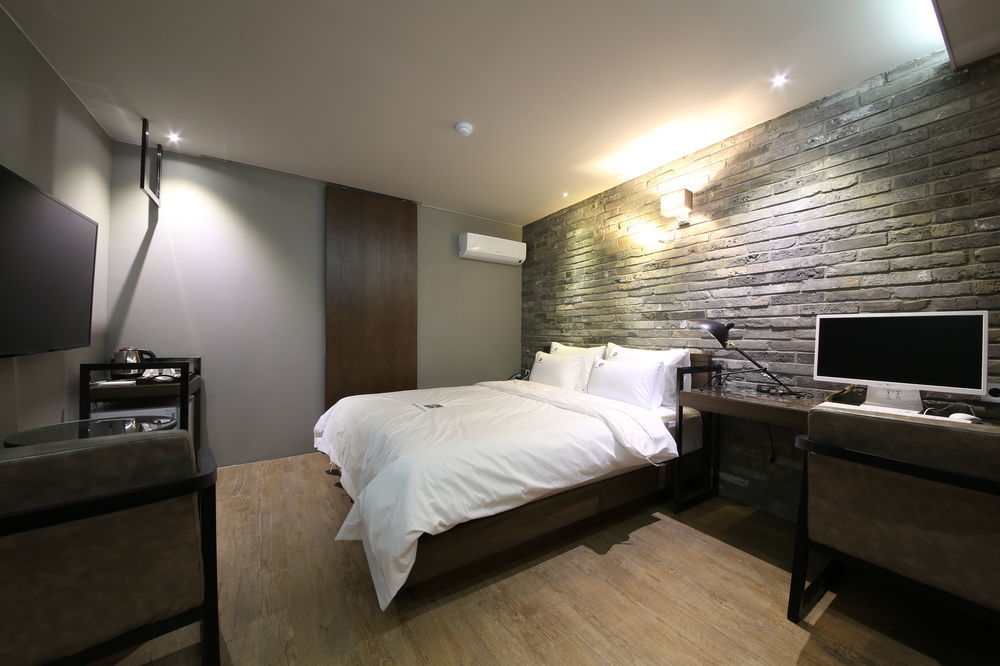 Avenue Hotel Jeonju Exterior foto